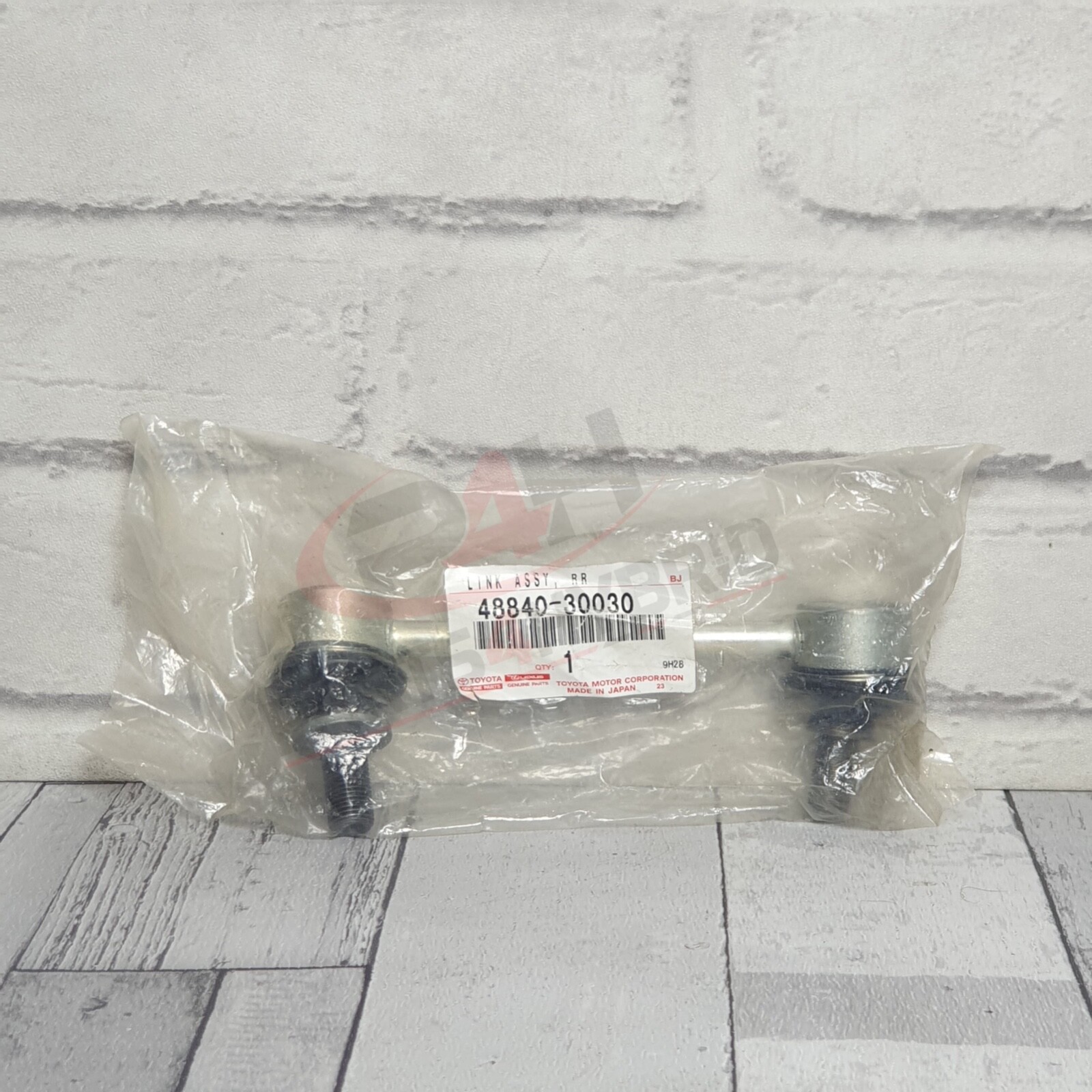 Genuine Lexus IS300H Rear Stabilizer Link Oem Part 48840-30030 Left Side RC350