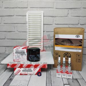 Toyota iQ Service Kit With Spark Plugs 1.0L KGJ10 08-14 Genuine 5W30 & Filters