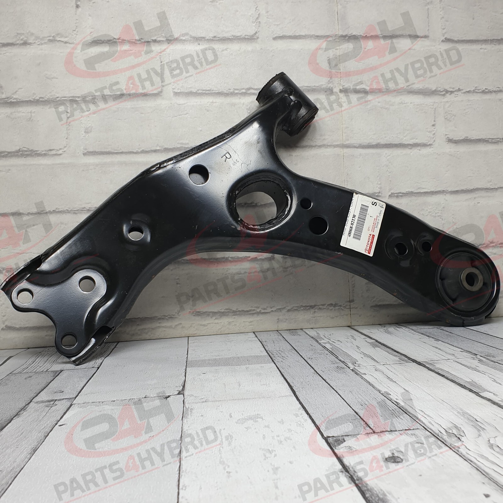 Genuine Toyota Auris Front Suspension Lower Arm Wishbone Oem 48068-02130 Right
