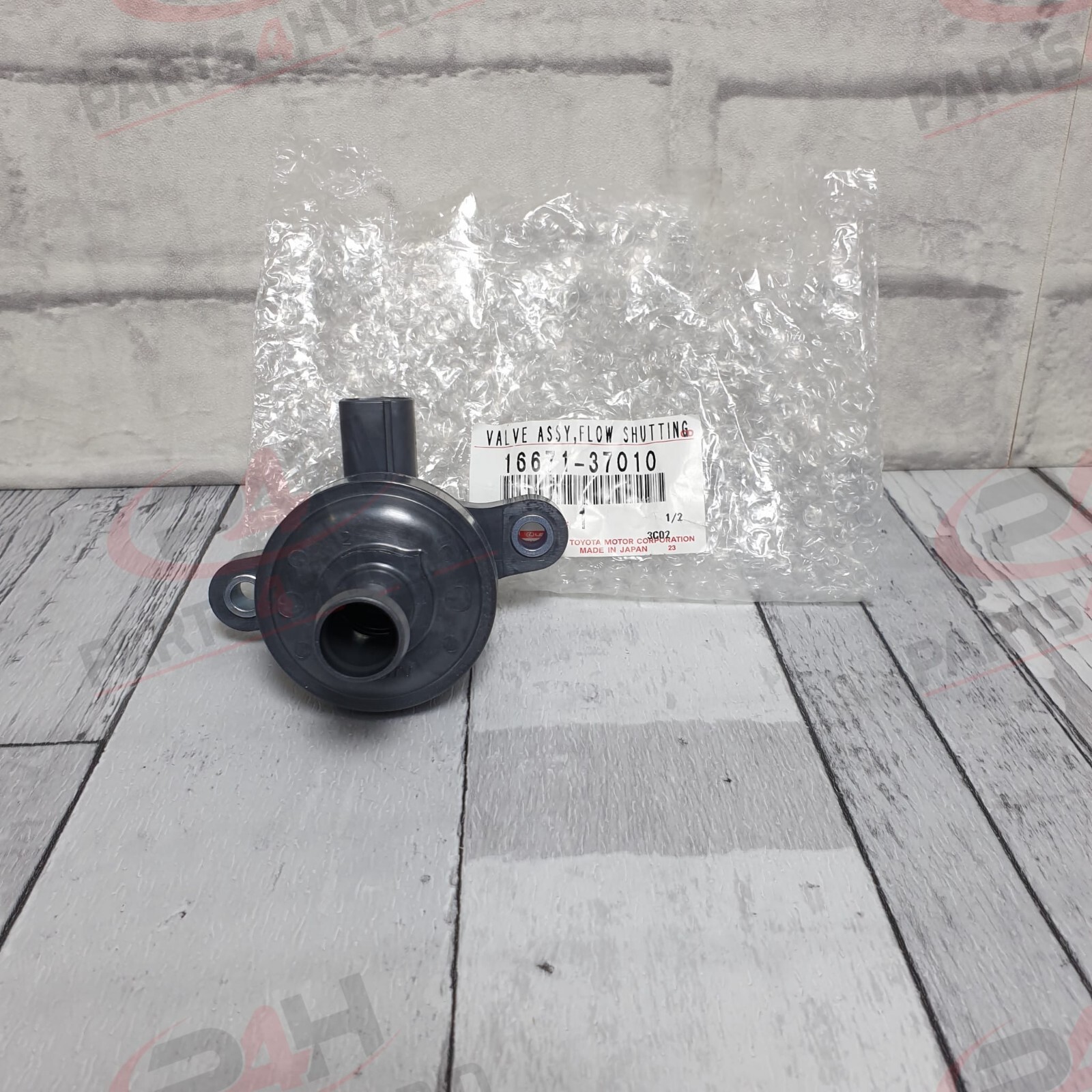 Genuine Toyota C-HR Coolant Water Bypass Valve 2016 - 2021 Oem 16671-37010 ZYX11 - Image 5