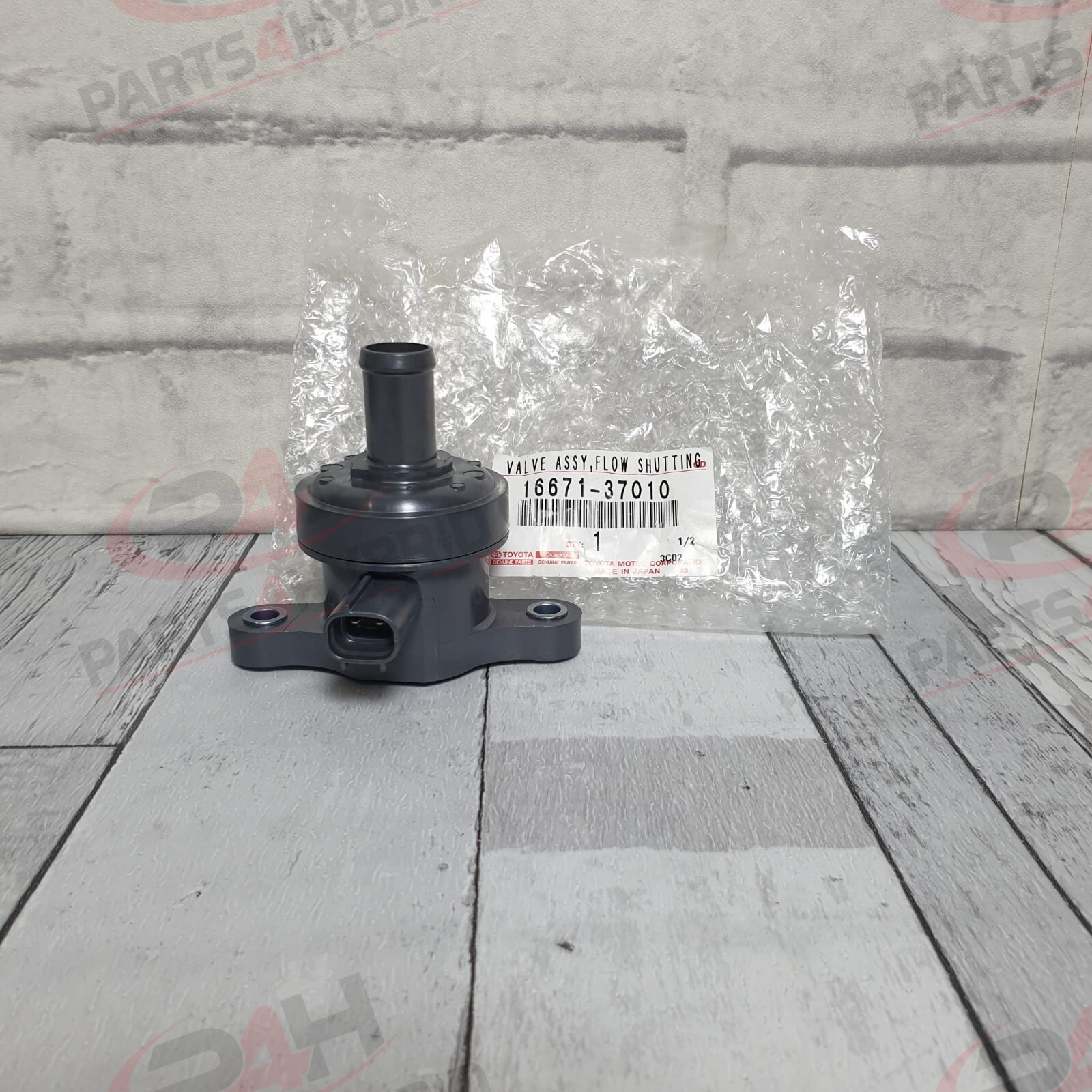 Genuine Toyota C-HR Coolant Water Bypass Valve 2016 - 2021 Oem 16671-37010 ZYX11