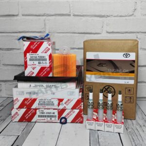 Genuine Toyota Rav4 Hybrid Service Kit AVA44 2012-2019 With Spark Plugs & 5W30