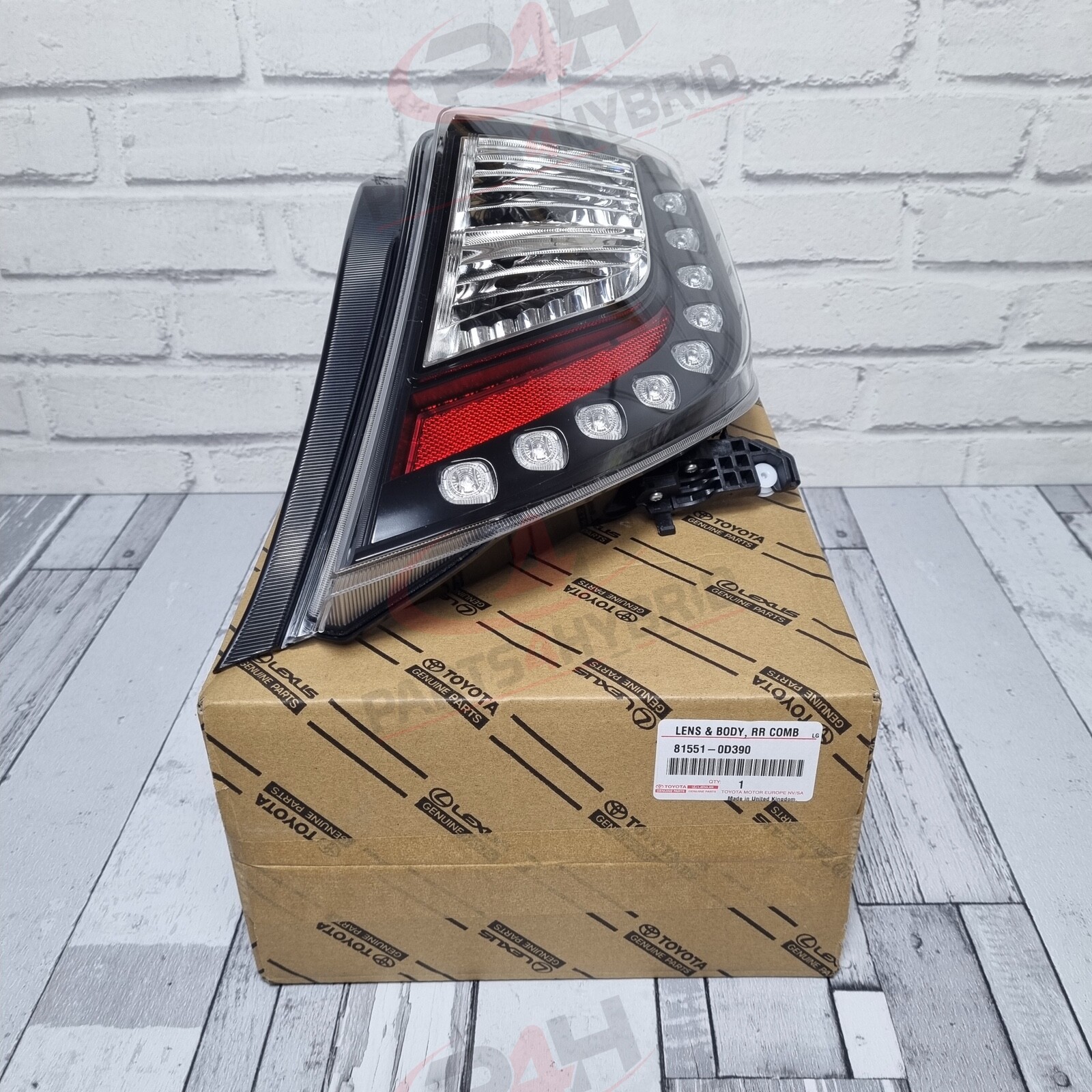 Genuine Toyota Yaris Hybrid Rear Driver Side Stop Light RH Stop Lamp 81551-0D390 - Image 3