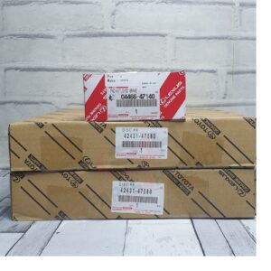 Genuine Toyota Prius Plus Rear Discs & Pads ZVW40 Oem 42431-47080 & 04466-47140
