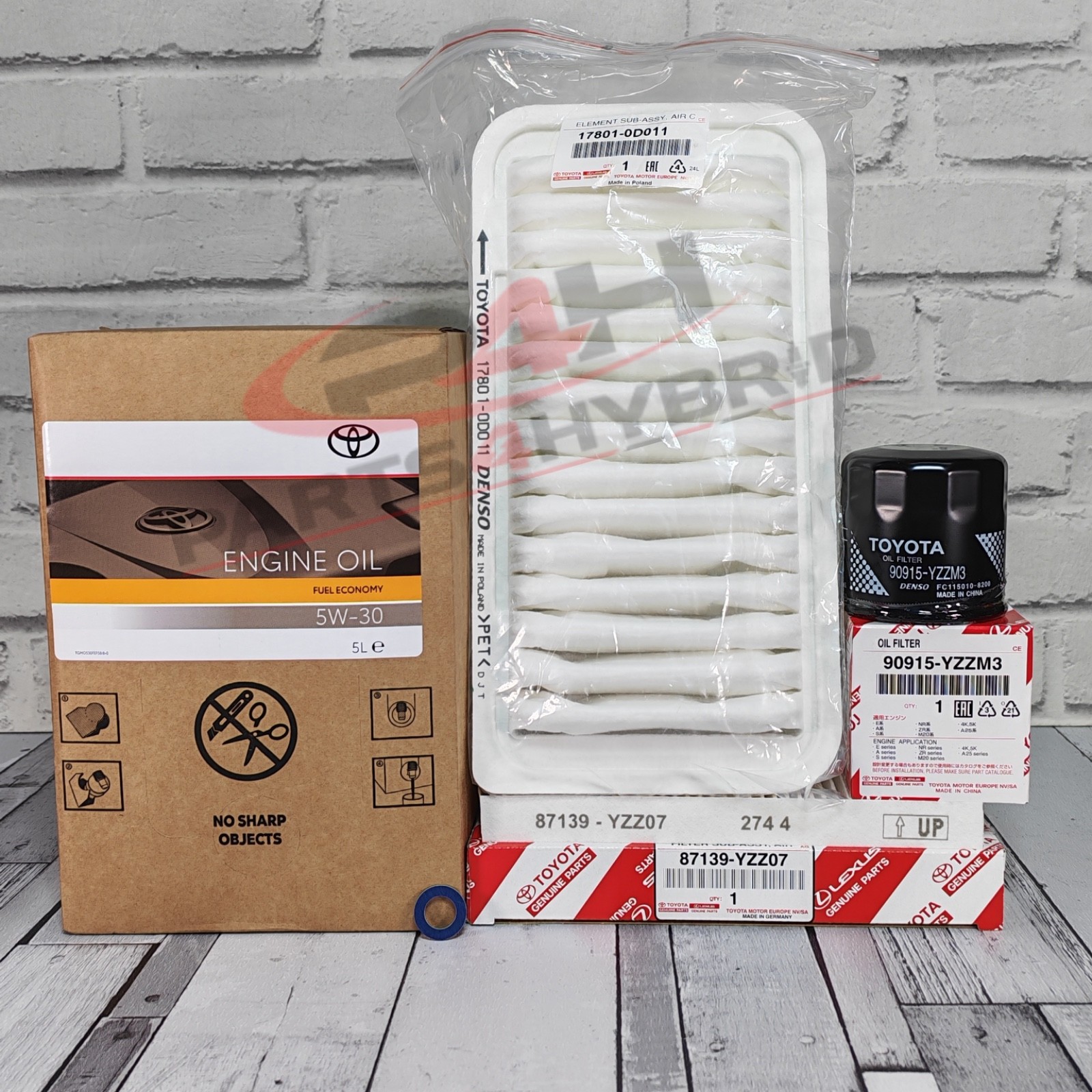 Genuine Toyota Corolla Service Kit ZZE120 1.4L 2001-2007 With 5W30 Oil & Filters